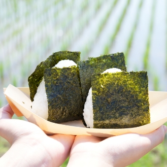 おにぎり写真