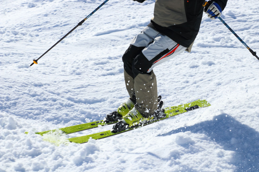 横浜から行けるおすすめのスキー場は？選び方や車移動の注意点も紹介
